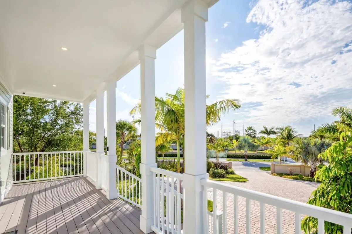 Mirador House -Pool & Dock! Villa Stock Island 0*,  United States