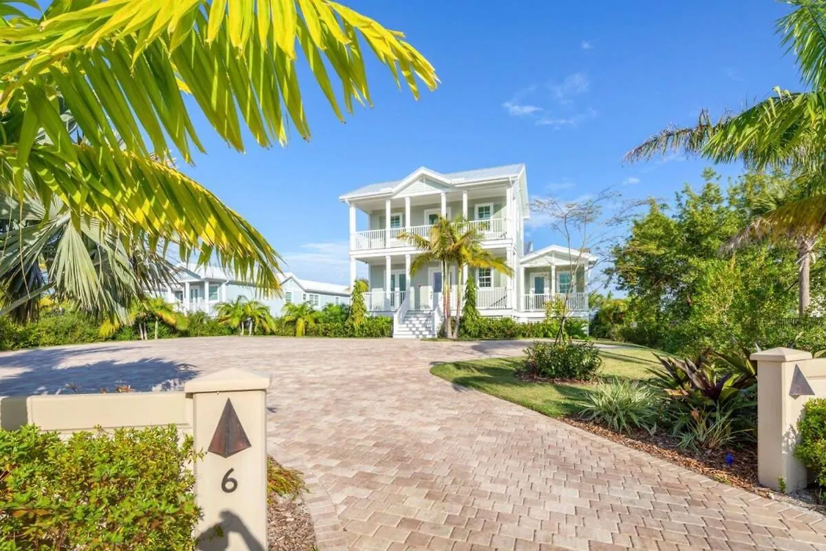 Mirador House -Pool & Dock! Villa Stock Island Holiday home